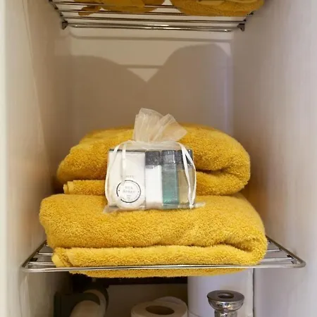 1 Bedroom Apartment, Leeds Stunning & Cosy Find! Apartmán *
